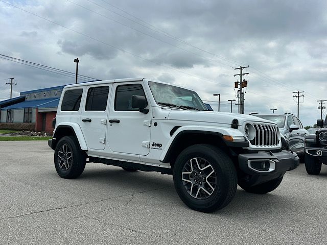 2025 Jeep Wrangler 4-Door Sahara - Photo 10