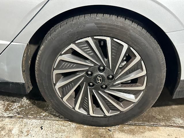2025 Hyundai Sonata Hybrid SEL - Photo 23
