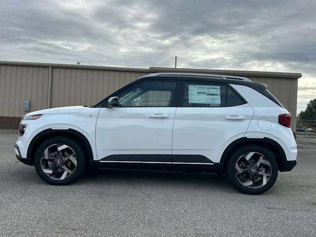 New 2026 Hyundai Venue SEL SUV