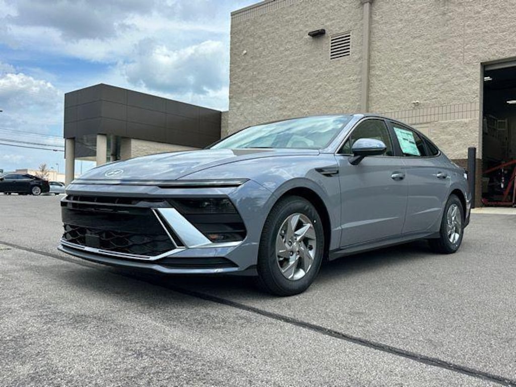 New 2026 Hyundai Sonata SE Sedan