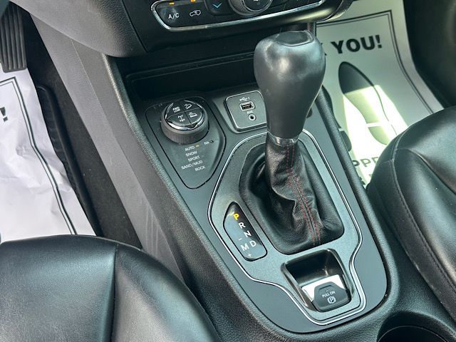 2020 Jeep Cherokee Trailhawk - Photo 26