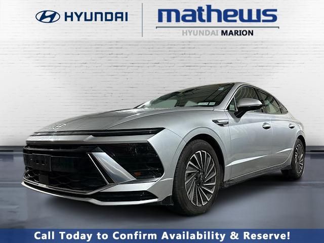 2025 Hyundai Sonata Hybrid