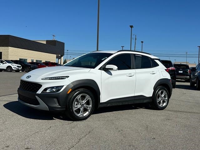 2023 Hyundai Kona SEL photo 2