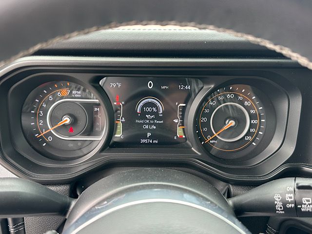 2025 Jeep Wrangler 4-Door Sahara - Photo 26