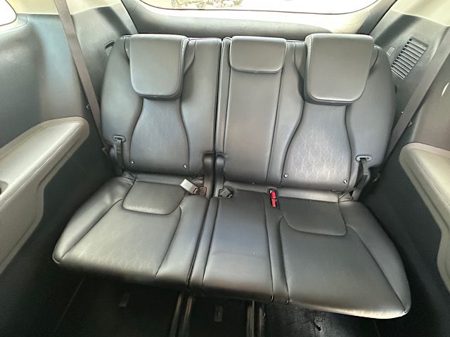 2026 Kia Carnival LXS - Photo 18
