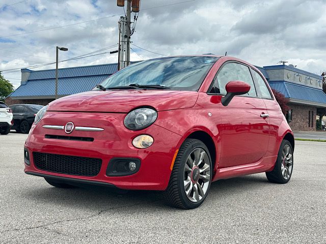 2017 FIAT 500 Pop's photo
