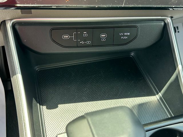 2026 Kia Carnival LXS - Photo 27