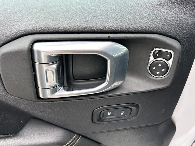 2025 Jeep Wrangler 4-Door Sahara - Photo 16