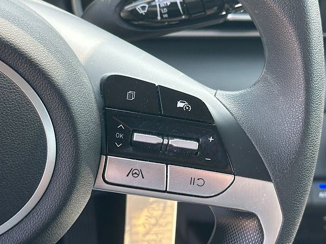 2024 Hyundai Elantra SE - Photo 25