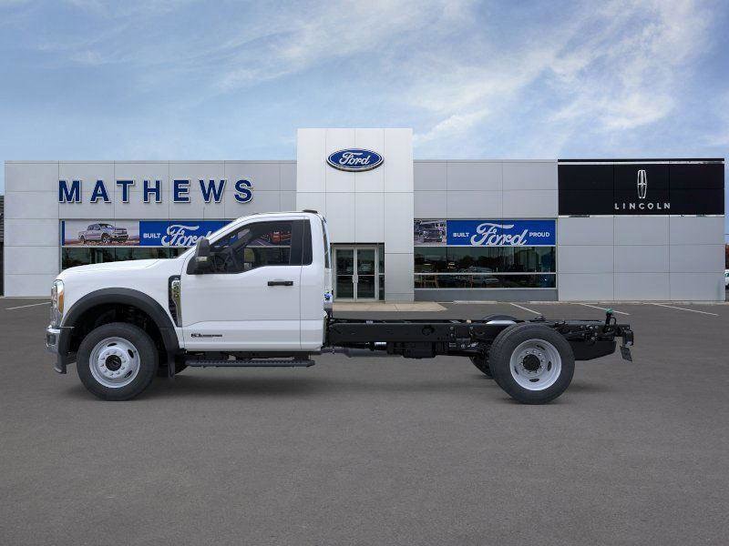 2026 Ford F-450 Super Duty Chassis Cab XL - Photo 3