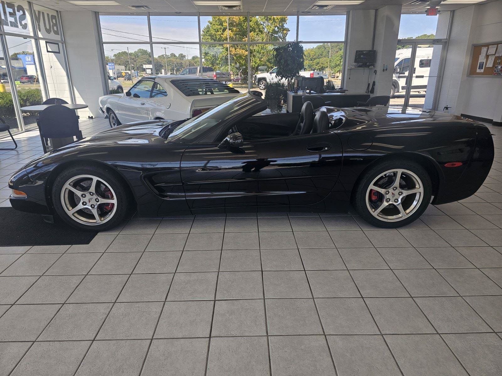 Used 2001 Chevrolet Corvette Base Convertible