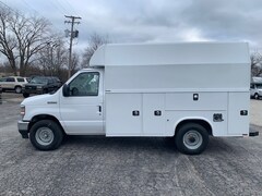 2025 Ford E-350 Cutaway Base Truck