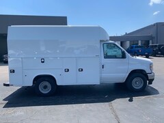 2025 Ford E-350 Cutaway Base Truck