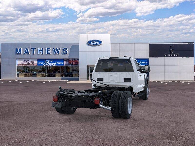 2026 Ford F-450 Super Duty Chassis Cab XL - Photo 8