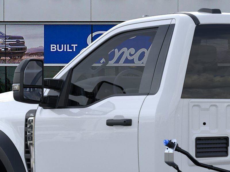 2026 Ford F-450 Super Duty Chassis Cab XL - Photo 20