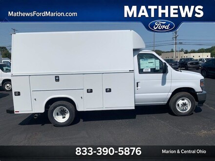 2025 Ford E-Series Cutaway Base Truck