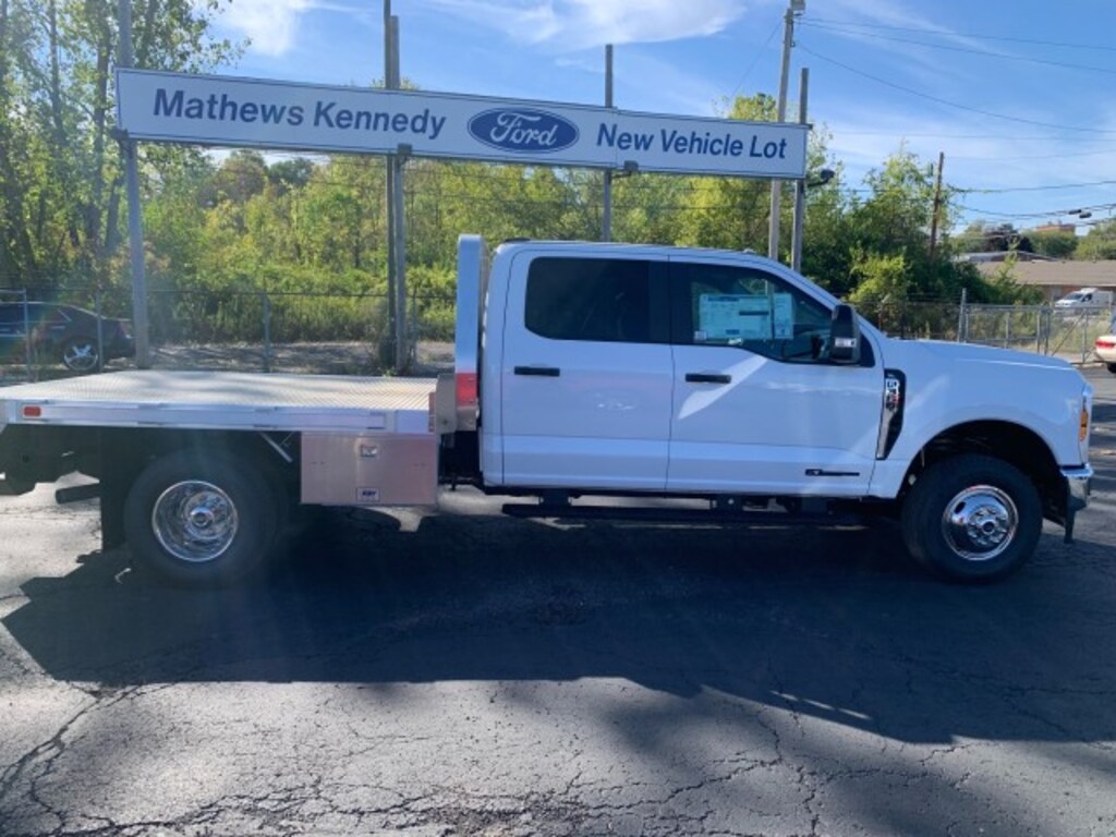 New 2026 Ford F-350 Chassis XL Truck Crew Cab