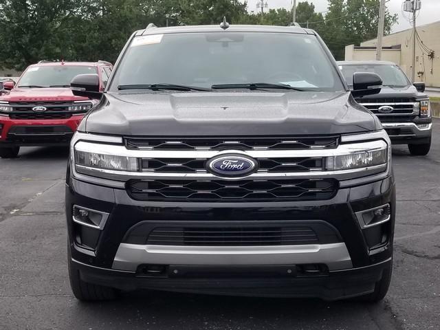 2022 Ford Expedition Limited photo 2