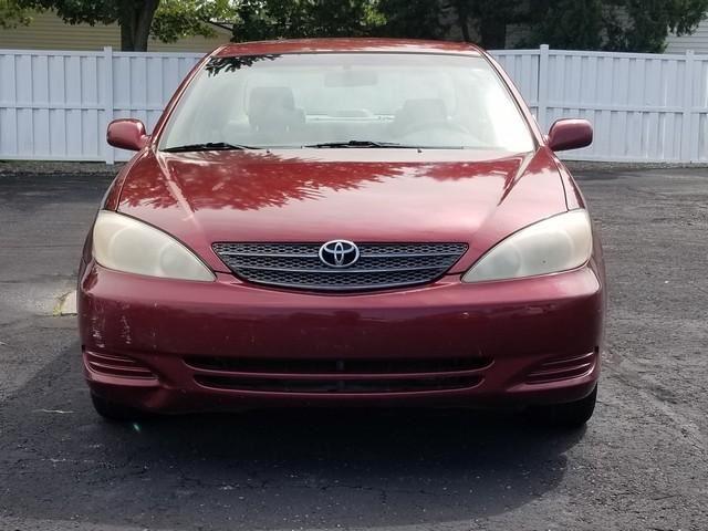 2004 Toyota Camry LE photo 2