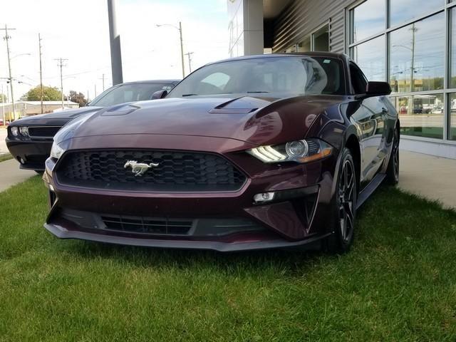 2018 Ford Mustang EcoBoost Premium photo 3