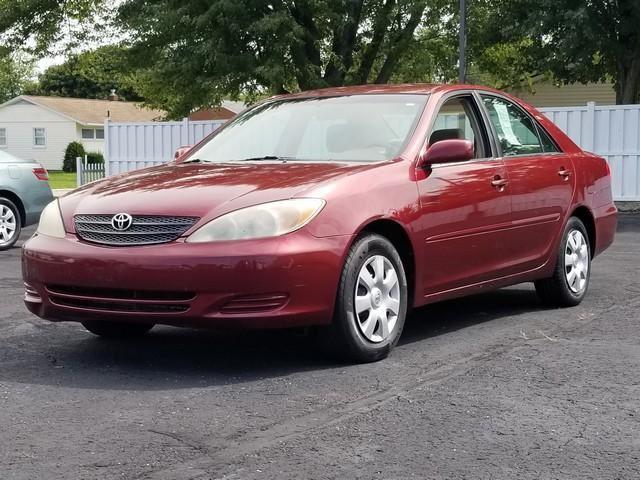 2004 Toyota Camry LE photo 3