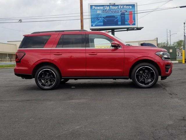 2022 Ford Expedition Limited photo 4
