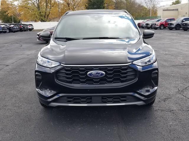 2023 Ford Escape ST-Line photo 3