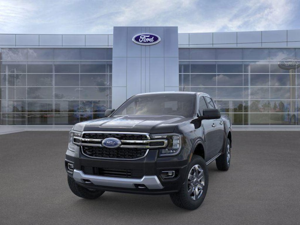 New 2025 Ford Ranger XLT SuperCrew