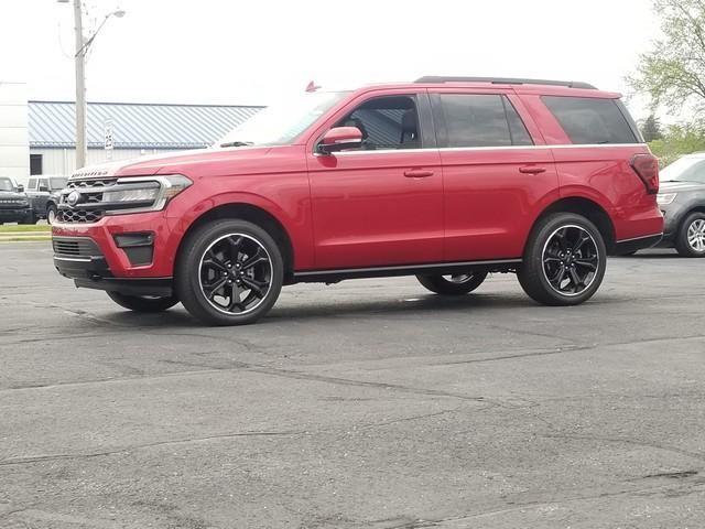 2022 Ford Expedition Limited photo 2
