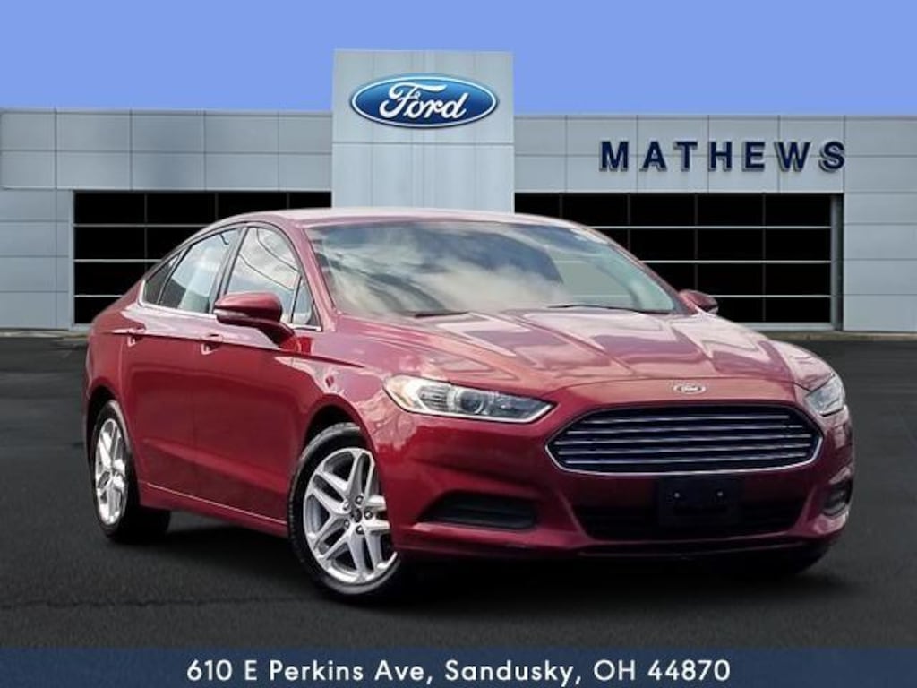 Used 2014 Ford Fusion SE Sedan