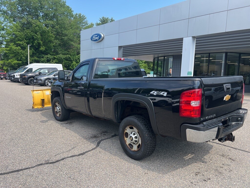 2013 Chevrolet Silverado 2500HD Work Truck photo 3