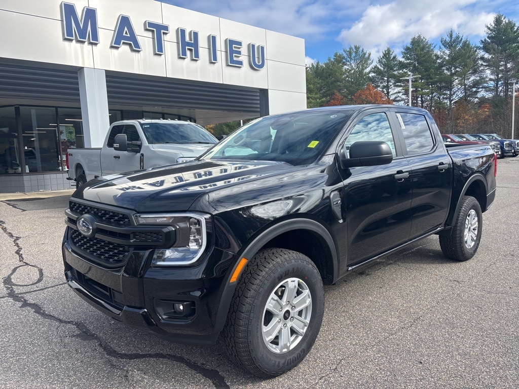 2025 Ford Ranger XL's photo