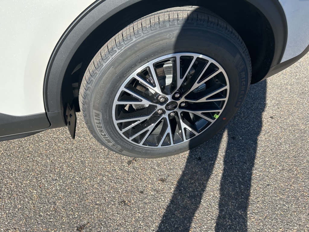 2025 Ford Escape Plug-in hybrid PHEV - Photo 10