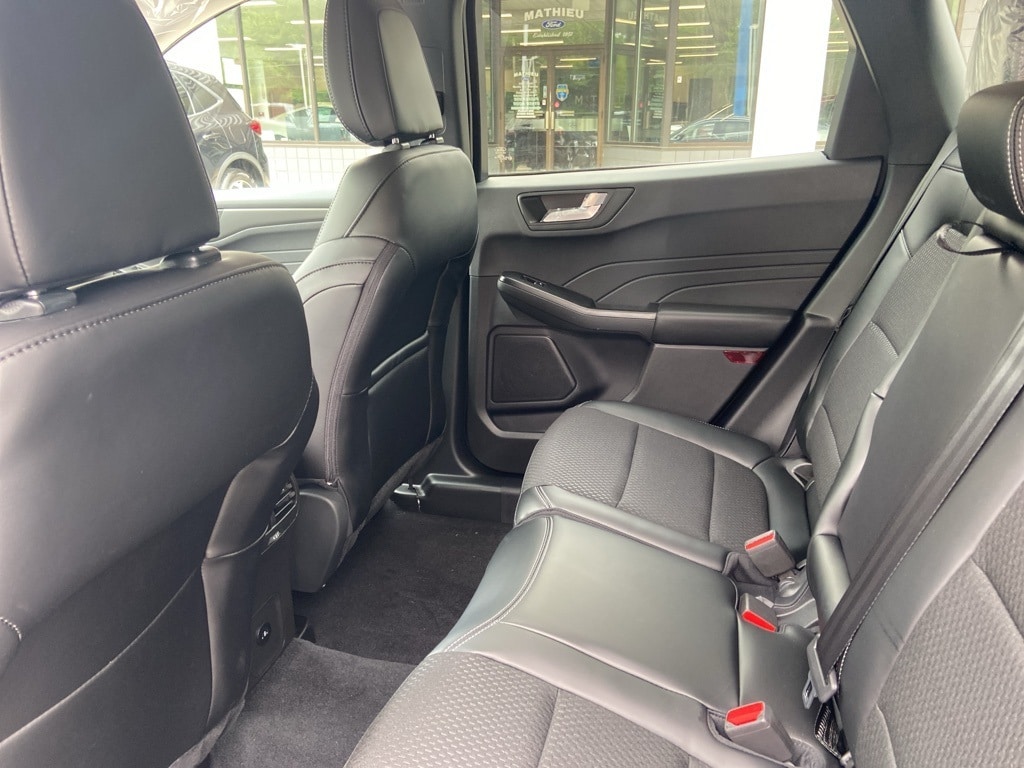 2025 Ford Escape Plug-in hybrid PHEV - Photo 17