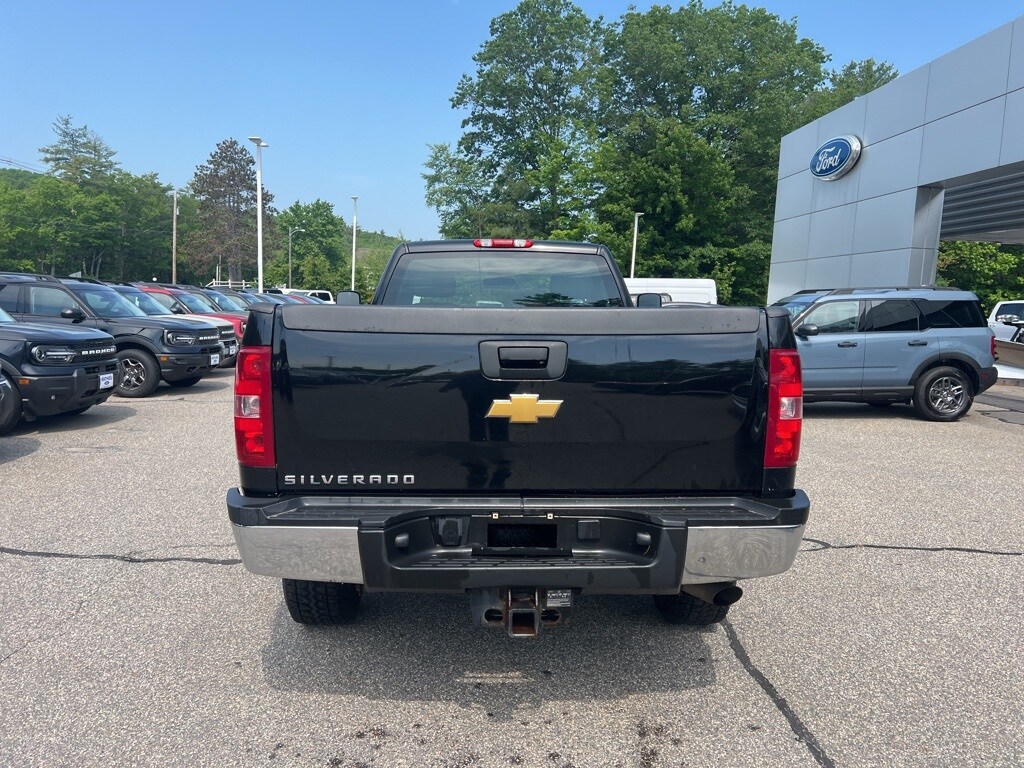 2013 Chevrolet Silverado 2500HD Work Truck photo 4
