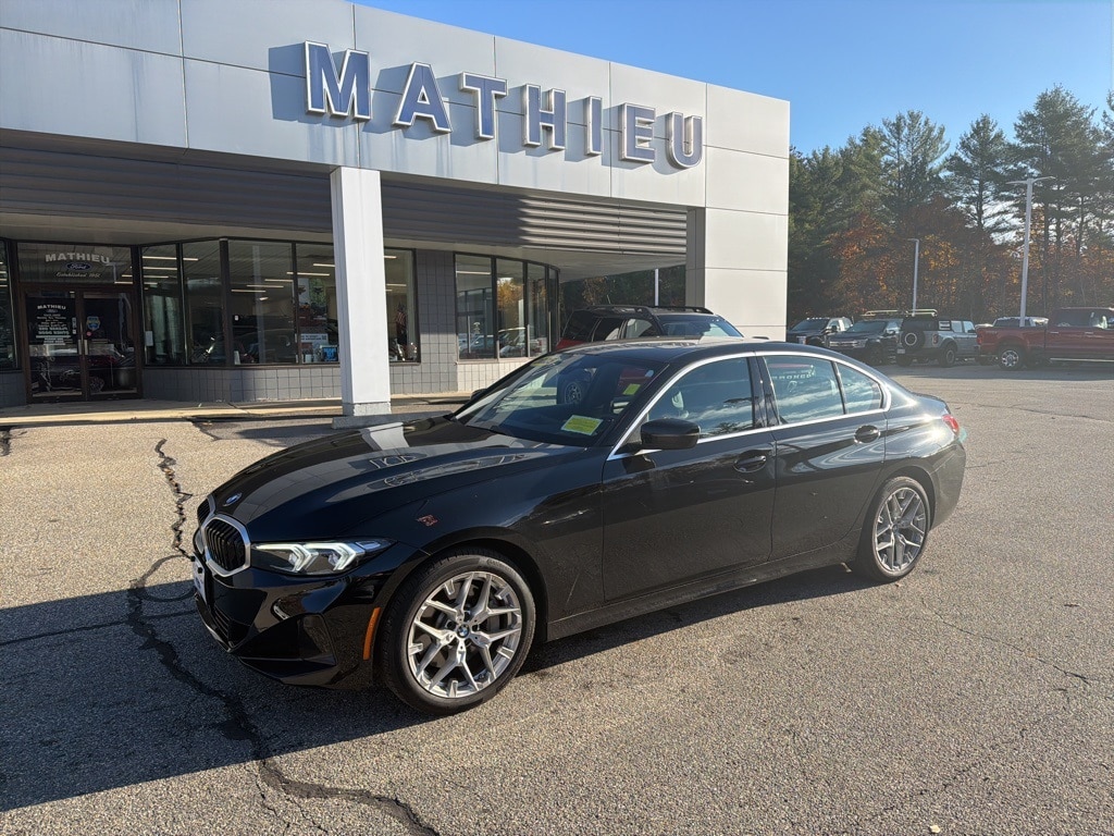 2025 BMW 3 Series 330i's photo