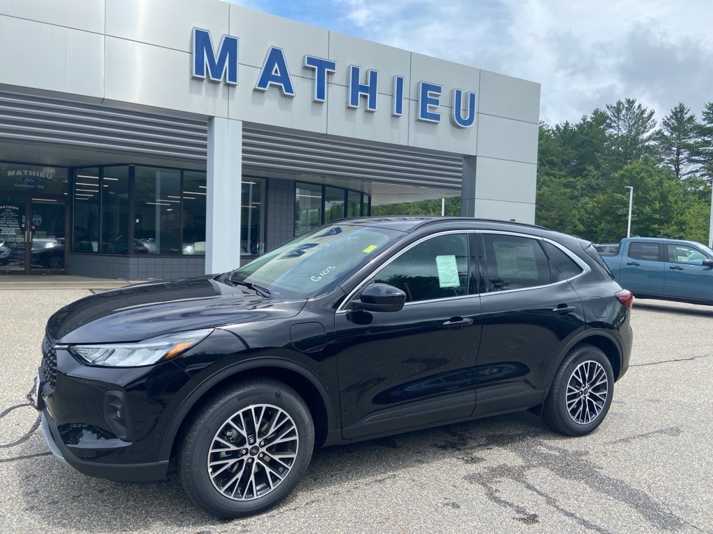2025 Ford Escape PHEV's photo