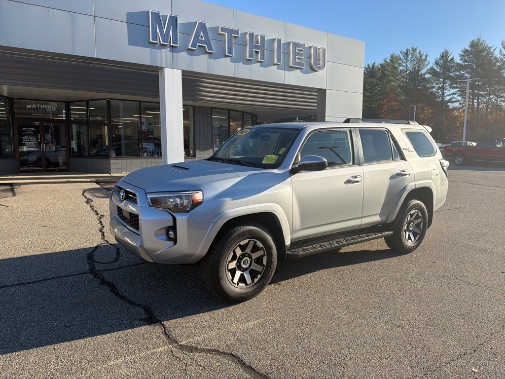 2024 Toyota 4Runner TRD Off-Road's photo