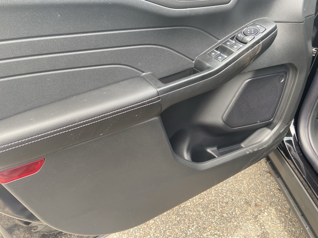 2025 Ford Escape Plug-in hybrid PHEV - Photo 16