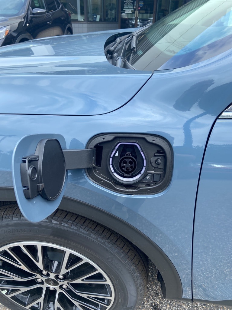 2025 Ford Escape Plug-in hybrid PHEV - Photo 24