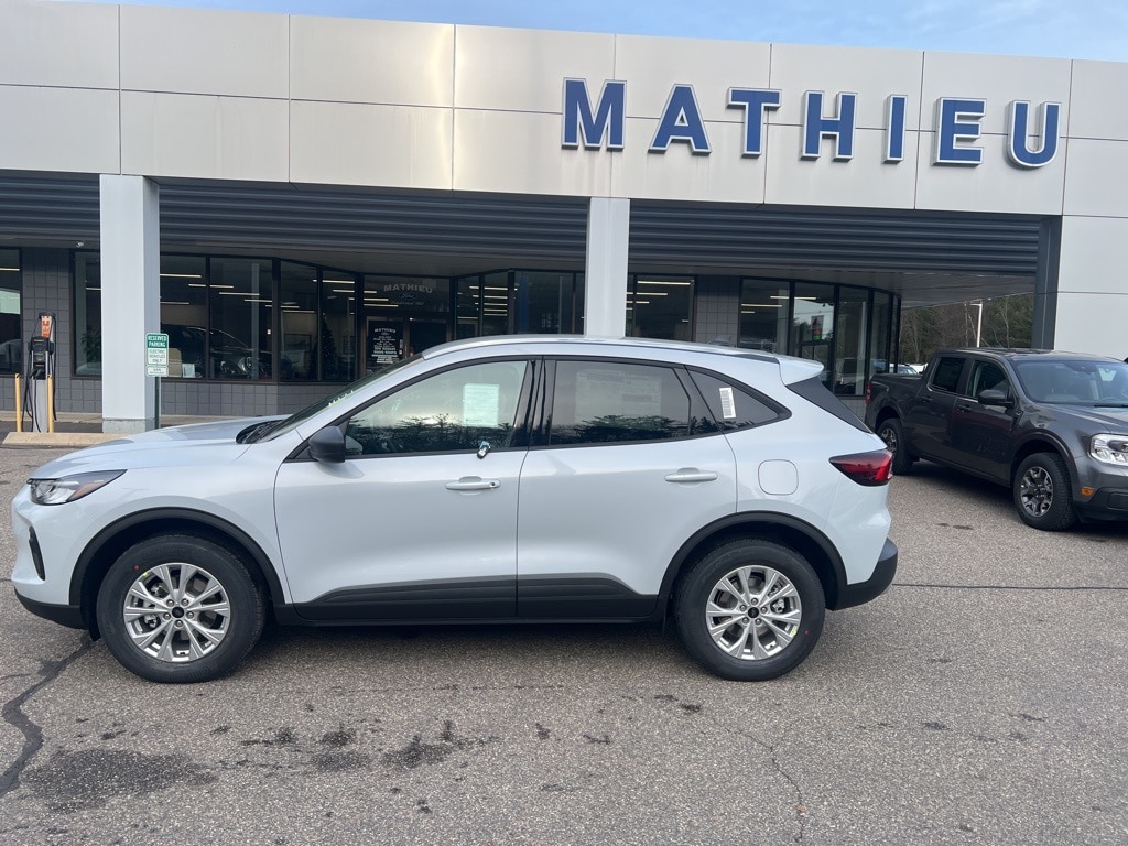 2025 Ford Escape Active photo 2