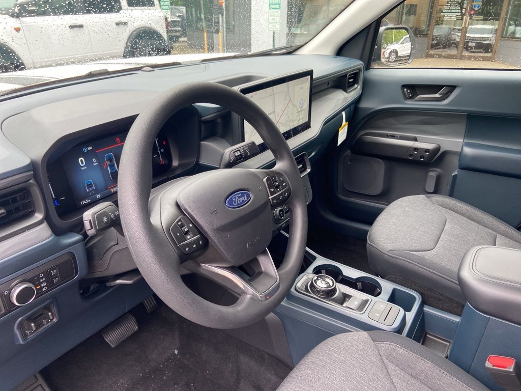 2025 Ford Maverick XLT - Photo 17