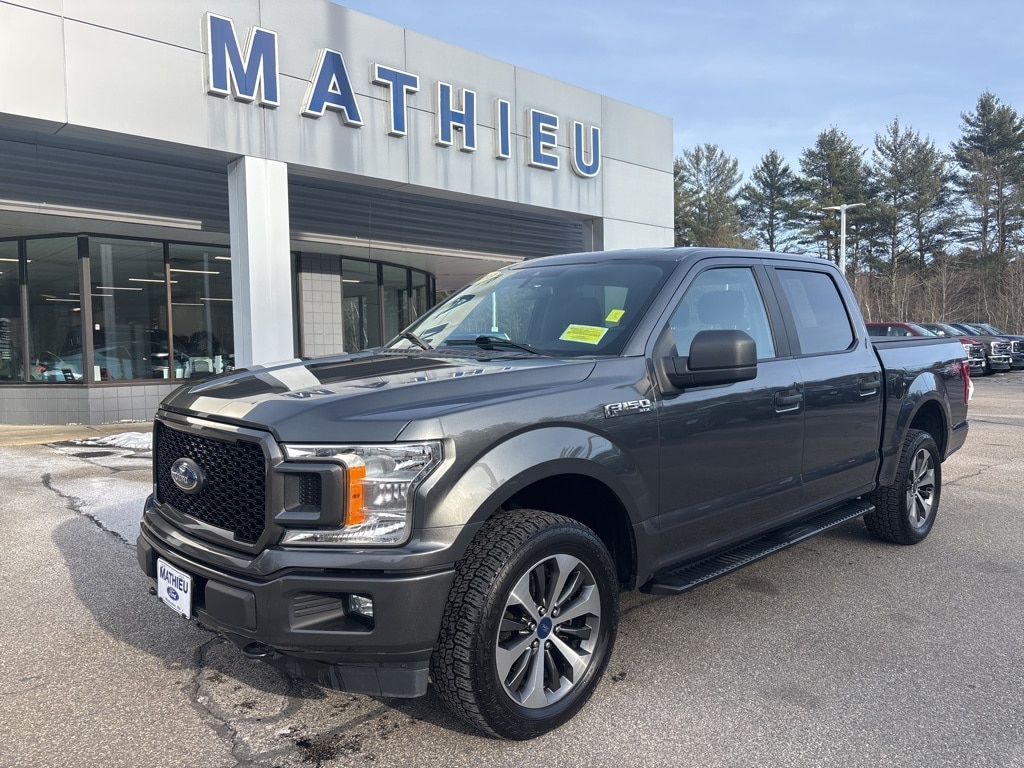 2019 Ford F-150 XL's photo