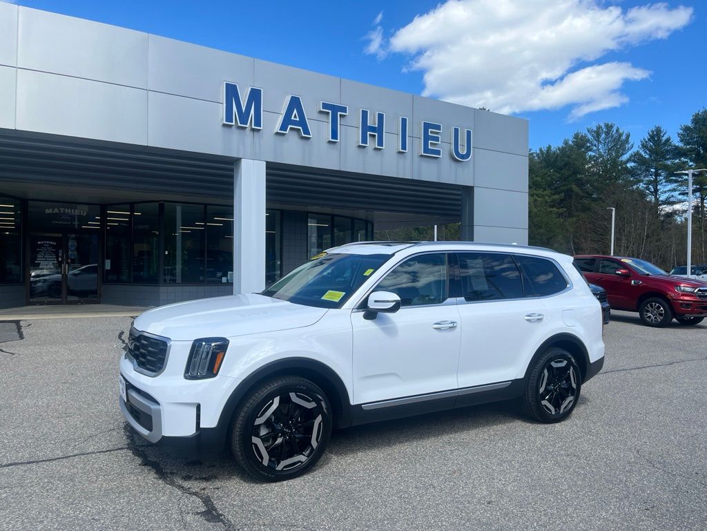 2025 Kia Telluride S AWD's photo