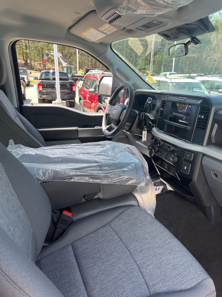 2026 Ford F-350 Super Duty XL - Photo 17