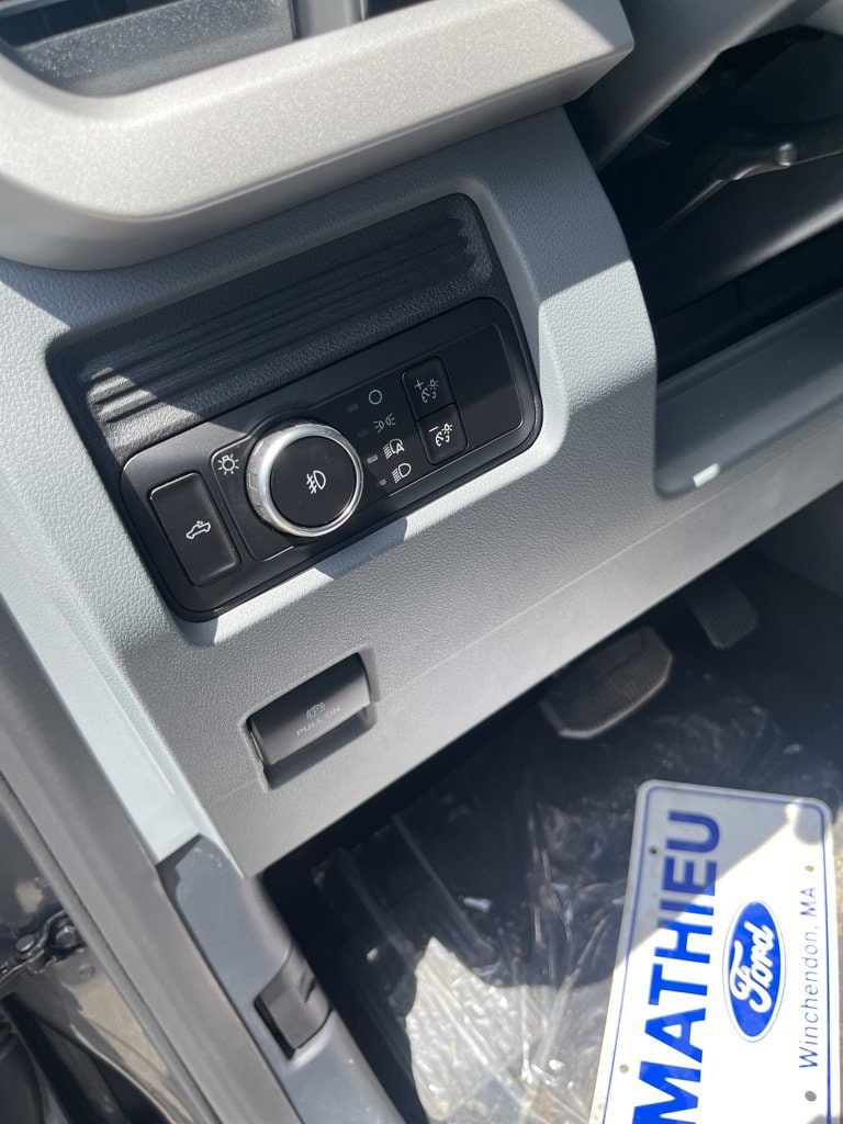 2026 Ford F-350 Super Duty XL - Photo 12