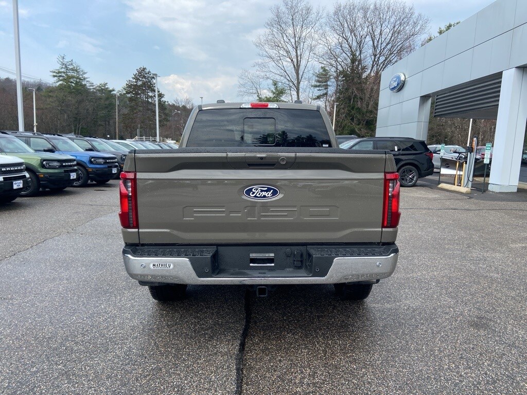 2025 Ford F-150 XLT photo 3