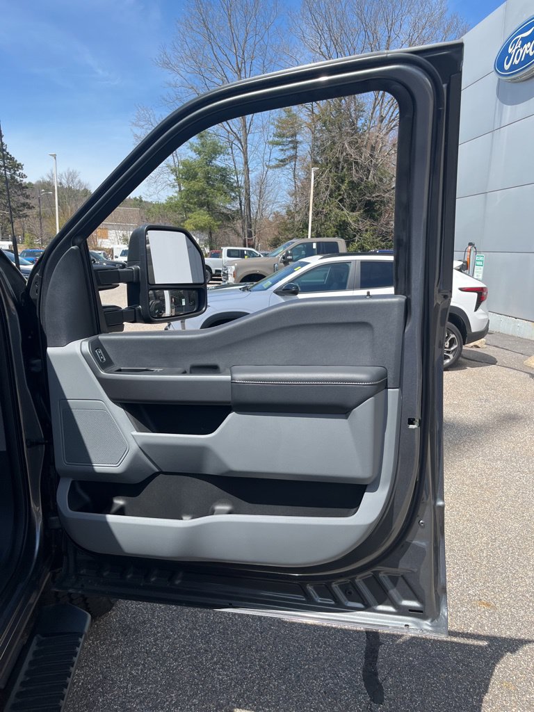 2026 Ford F-350 Super Duty XL - Photo 18