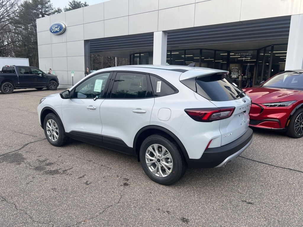 2025 Ford Escape Active photo 3