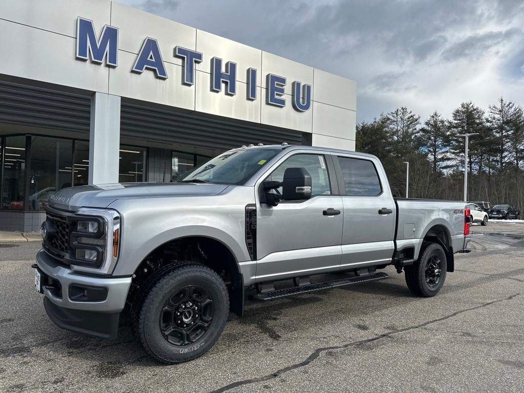 New 2024 Ford F250 XL in Iconic Silver Metallic VIN1FT8W2BN8REC54772